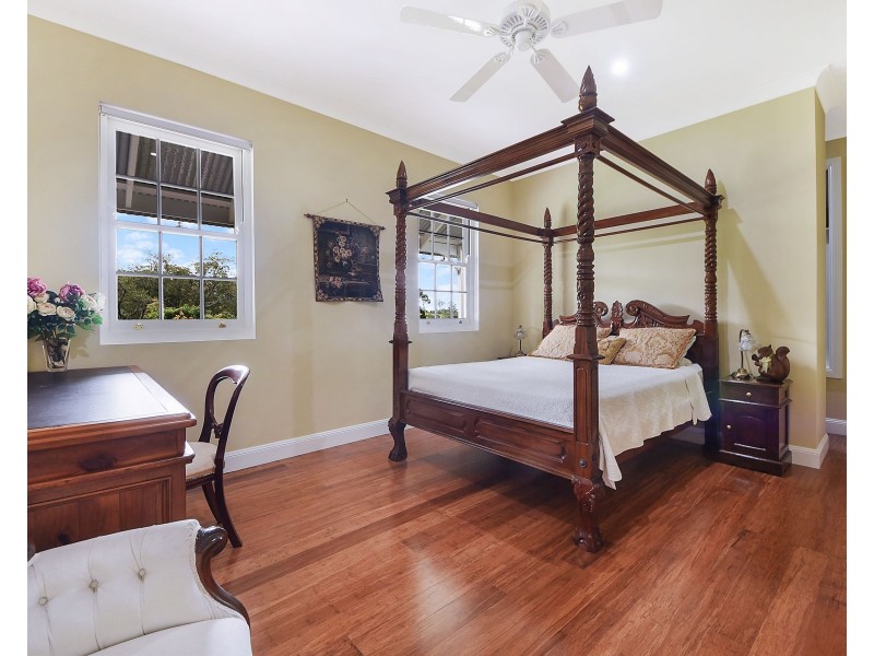 17 Balmoral Road, Draper QLD 4520