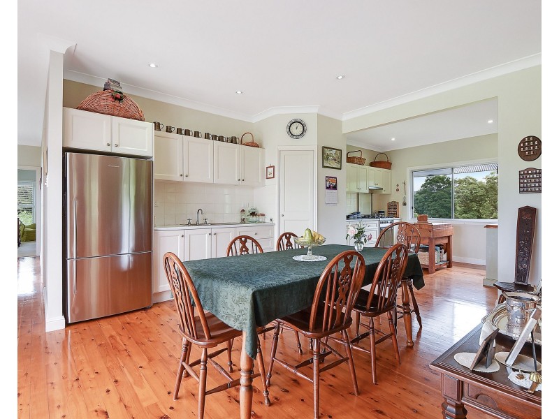 17 Balmoral Road, Draper QLD 4520