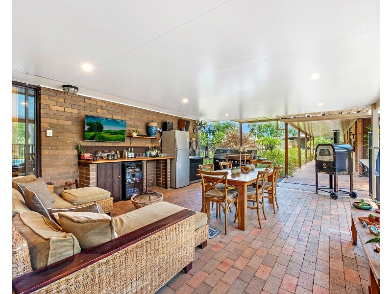 3 Delonix Place, Wights Mountain QLD 4520