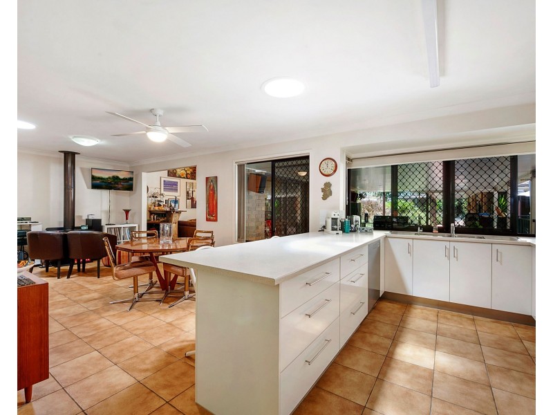 3 Delonix Place, Wights Mountain QLD 4520