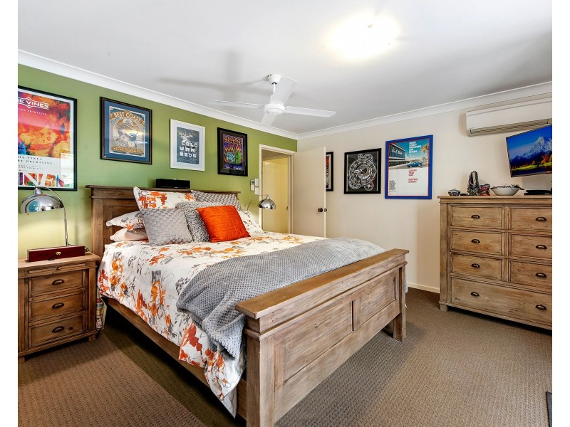 3 Delonix Place, Wights Mountain QLD 4520