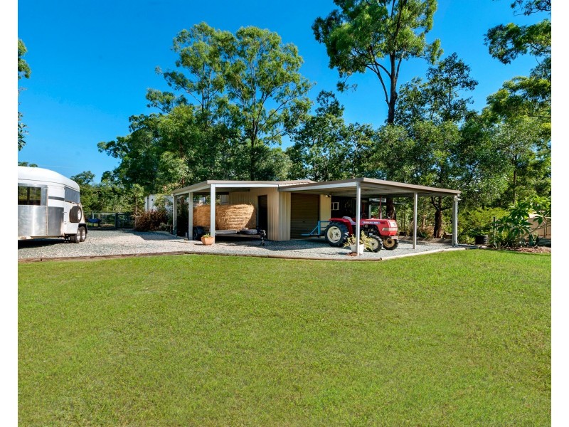 3 Delonix Place, Wights Mountain QLD 4520