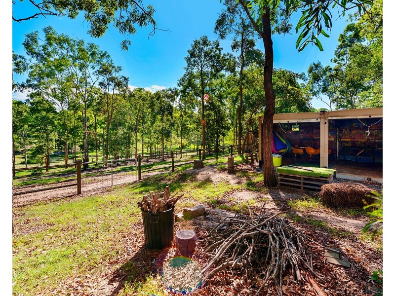 3 Delonix Place, Wights Mountain QLD 4520