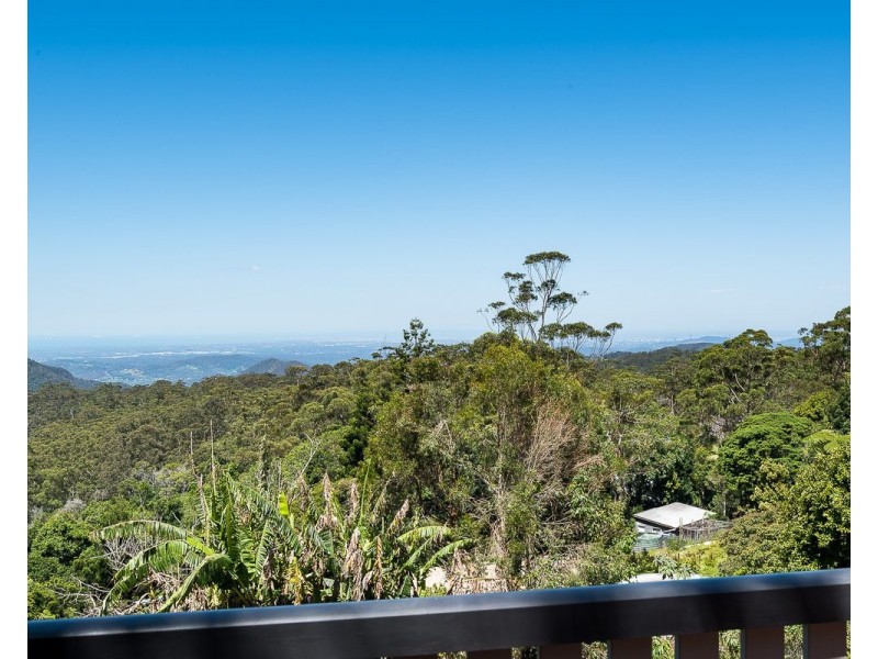 8 Attunga Lane, Mount Glorious QLD 4520