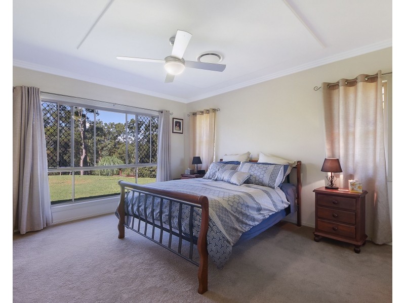 9 Mason Court, Samsonvale QLD 4520