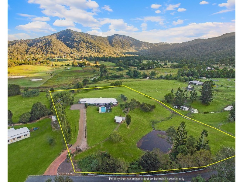 6 Horseshoe Court, Samsonvale QLD 4520