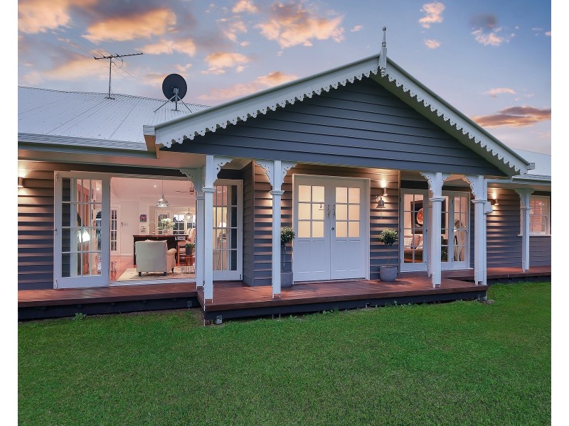 6 Horseshoe Court, Samsonvale QLD 4520