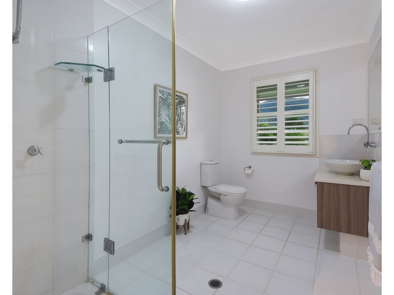 6 Horseshoe Court, Samsonvale QLD 4520