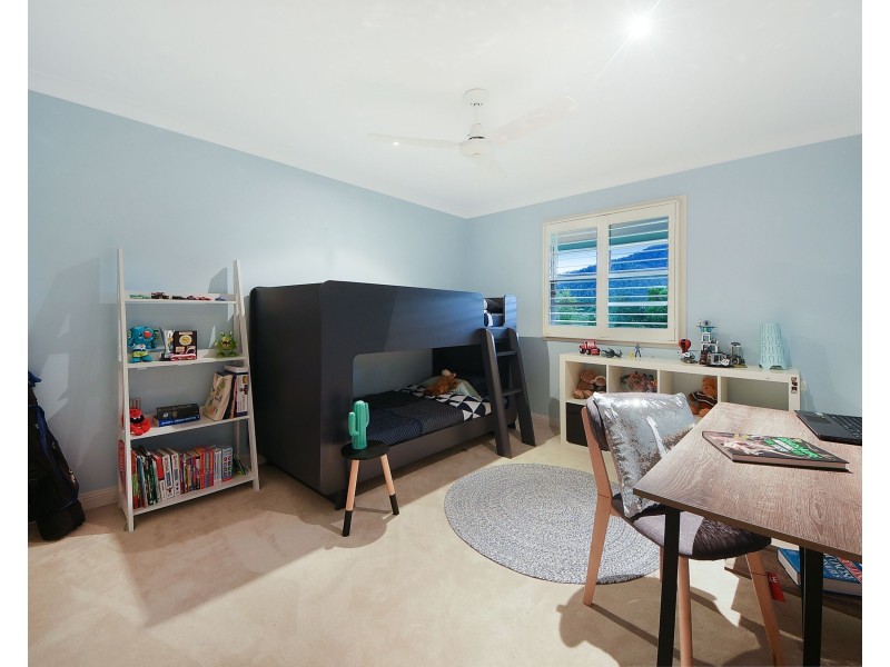 6 Horseshoe Court, Samsonvale QLD 4520