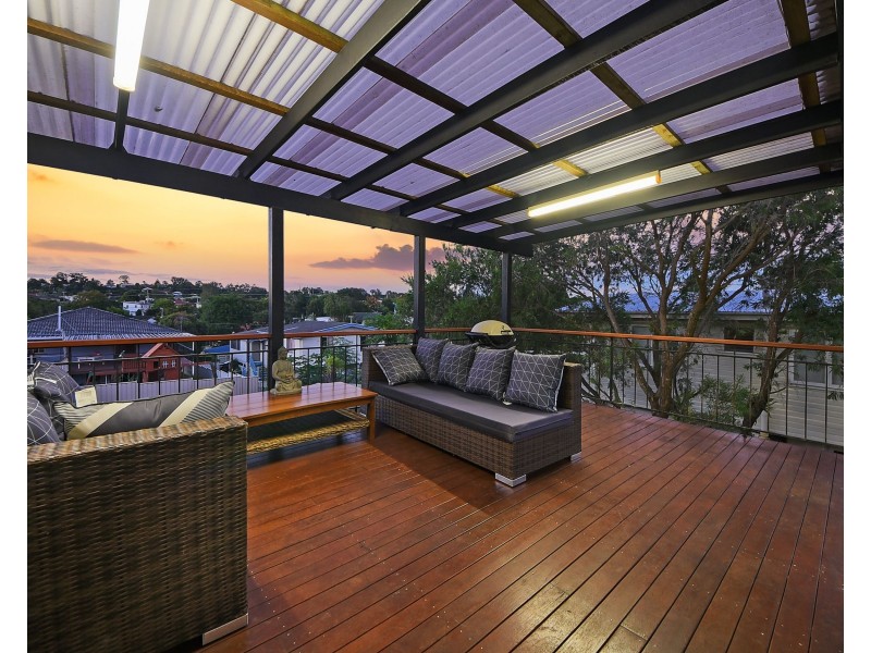 28 Patricks Road, Arana Hills QLD 4054