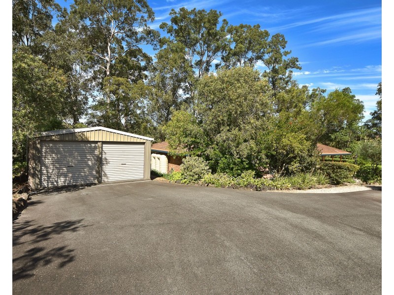 3 Fitzgerald Court, Clear Mountain QLD 4500