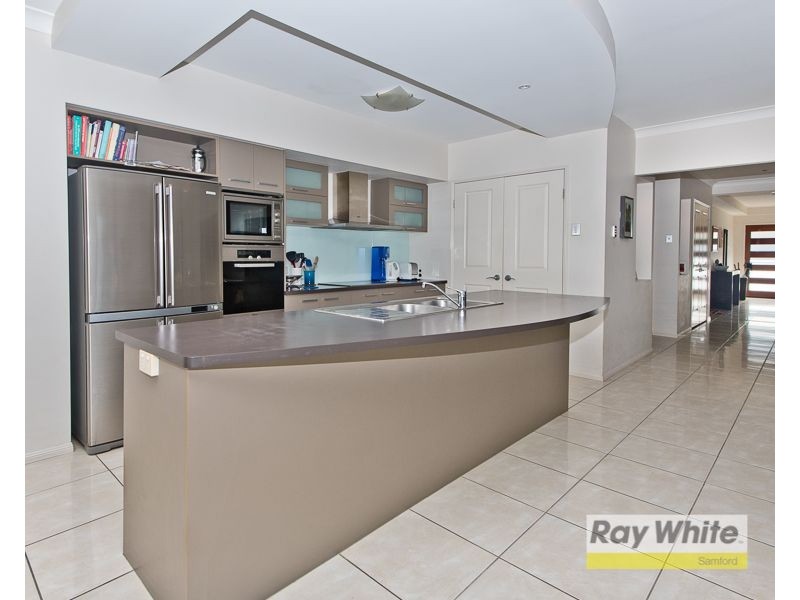 Samford Village QLD 4520