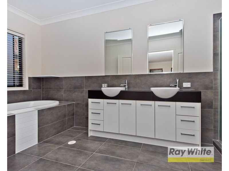 Samford Village QLD 4520