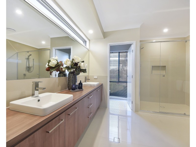 8 Jepson Street, Mango Hill QLD 4509