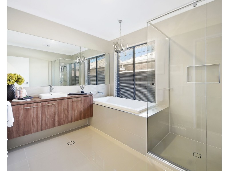 8 Jepson Street, Mango Hill QLD 4509