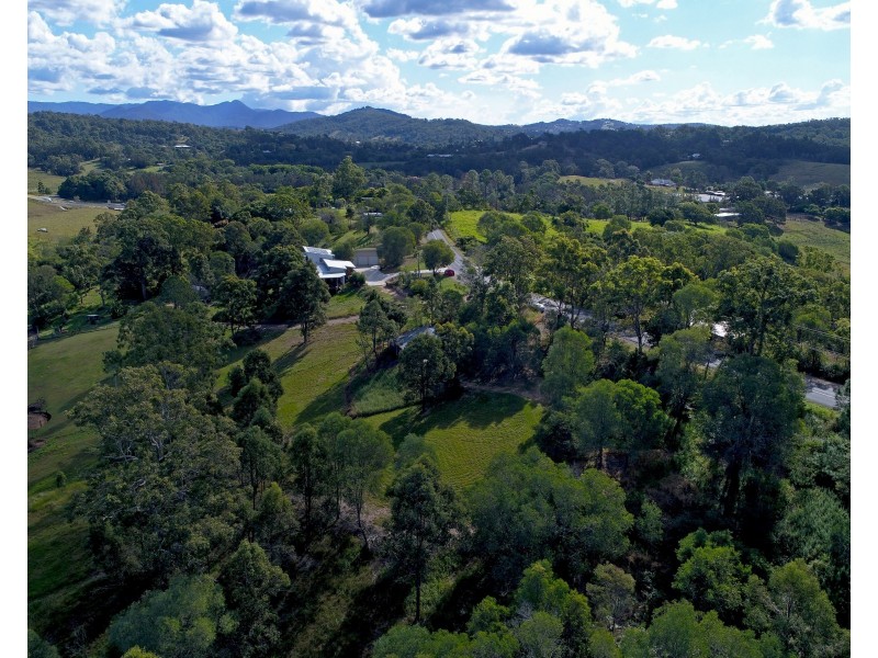 797 Bunya Road, Draper QLD 4520