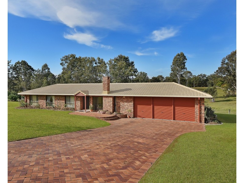 20 Mountain View Court, Samford Valley QLD 4520