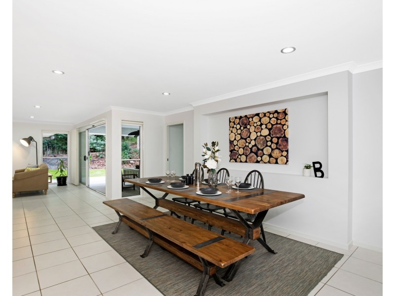 6 Bellbird Court, Cedar Creek QLD 4520