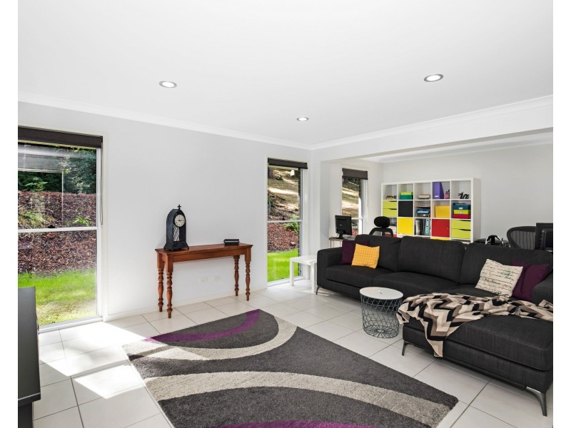 6 Bellbird Court, Cedar Creek QLD 4520