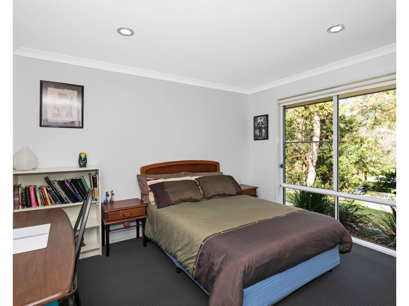 6 Bellbird Court, Cedar Creek QLD 4520