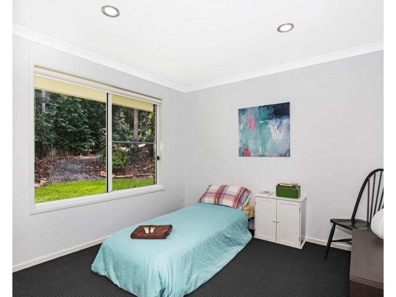 6 Bellbird Court, Cedar Creek QLD 4520