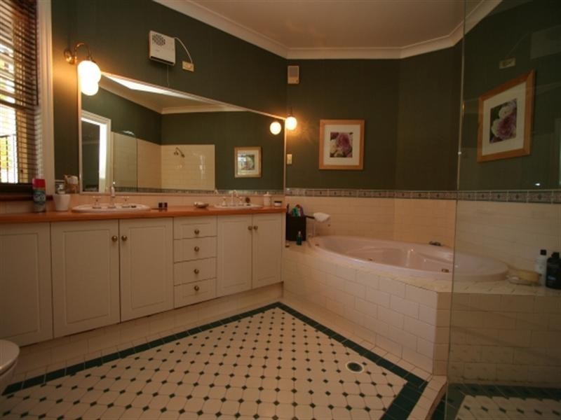 7 Davison Road, Samford QLD 4520