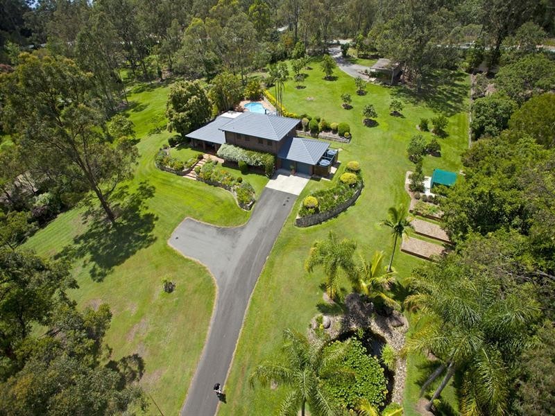 11 Barker Street, Cashmere QLD 4500