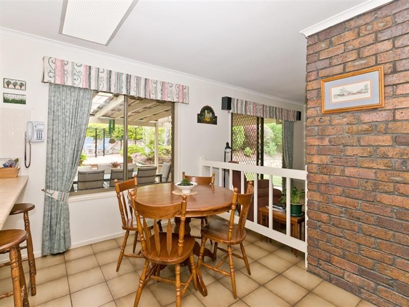 11 Barker Street, Cashmere QLD 4500