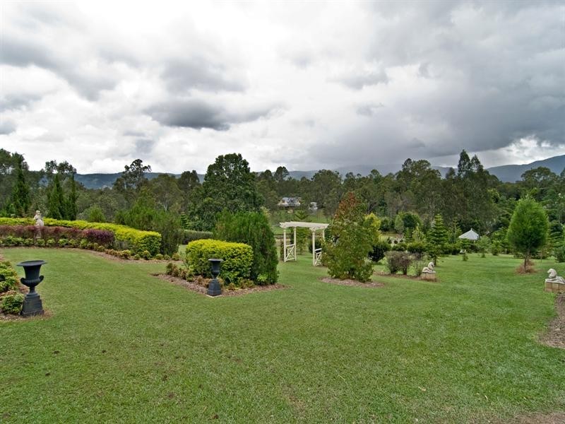 4 Riverine Court, Samford QLD 4520