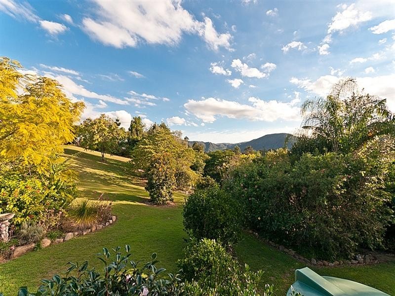 10 Primwood Court, Samford QLD 4520