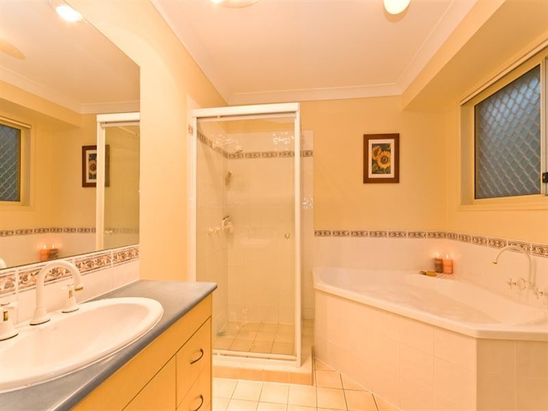 3 Pagewood Court, Samford QLD 4520