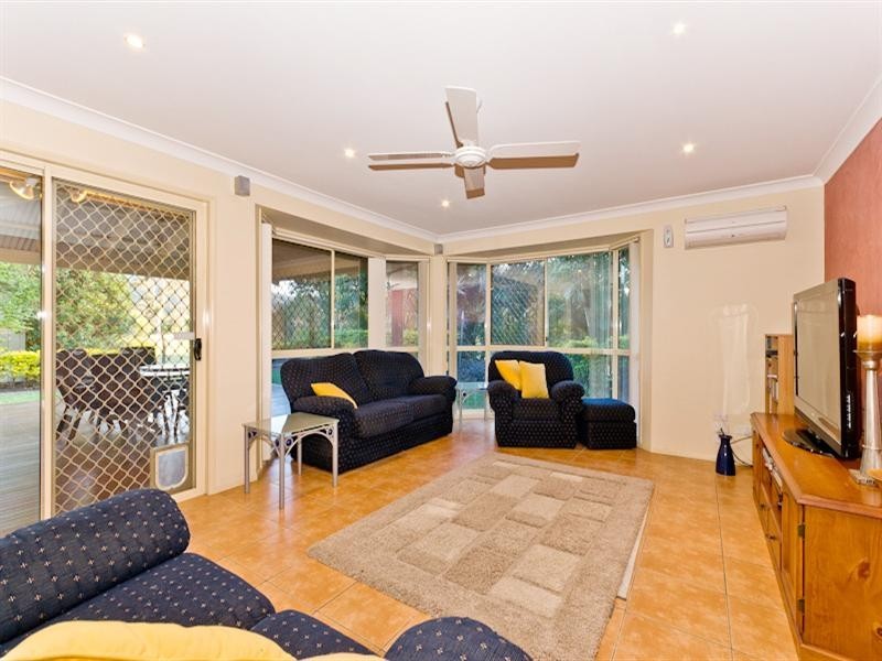 3 Pagewood Court, Samford QLD 4520