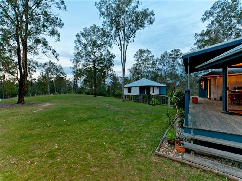 63 Kareela Drive, Samford QLD 4520