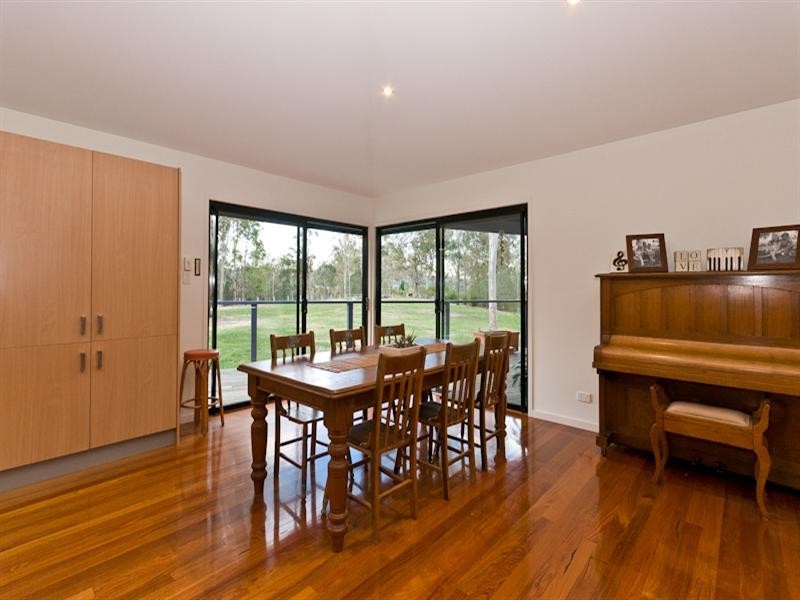 63 Kareela Drive, Samford QLD 4520