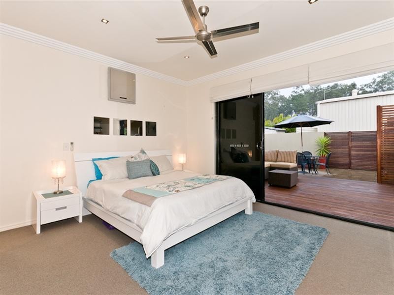 2 Chalmers Court, Samford QLD 4520