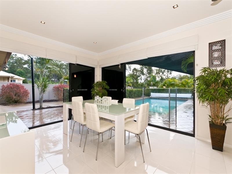 2 Chalmers Court, Samford QLD 4520