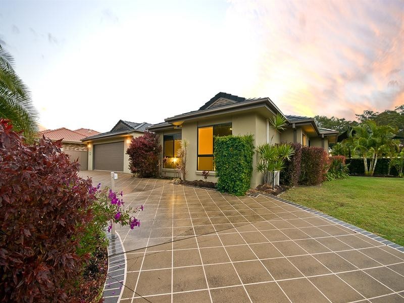 2 Chalmers Court, Samford QLD 4520