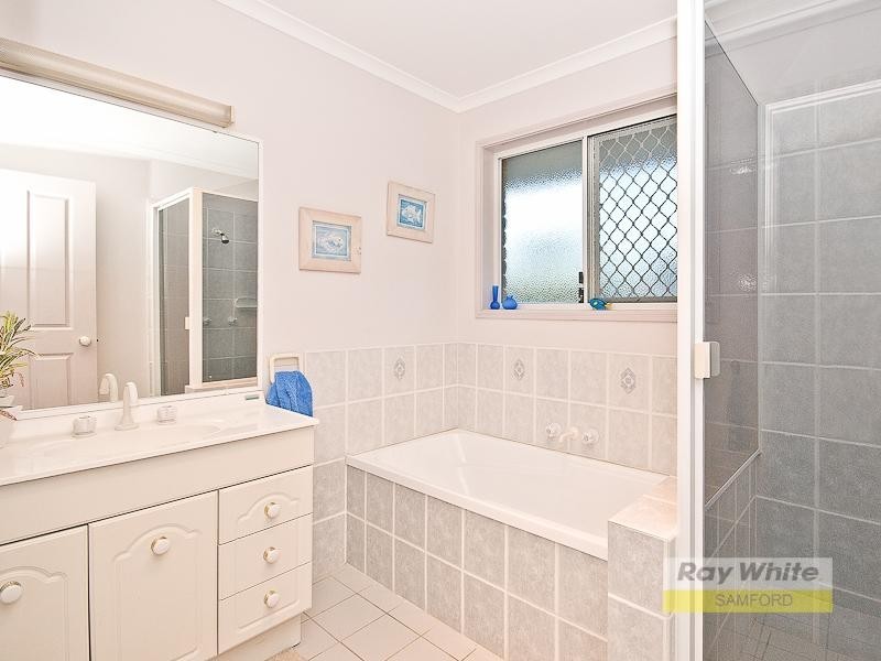 9 Riverine Court, Samford Valley QLD 4520