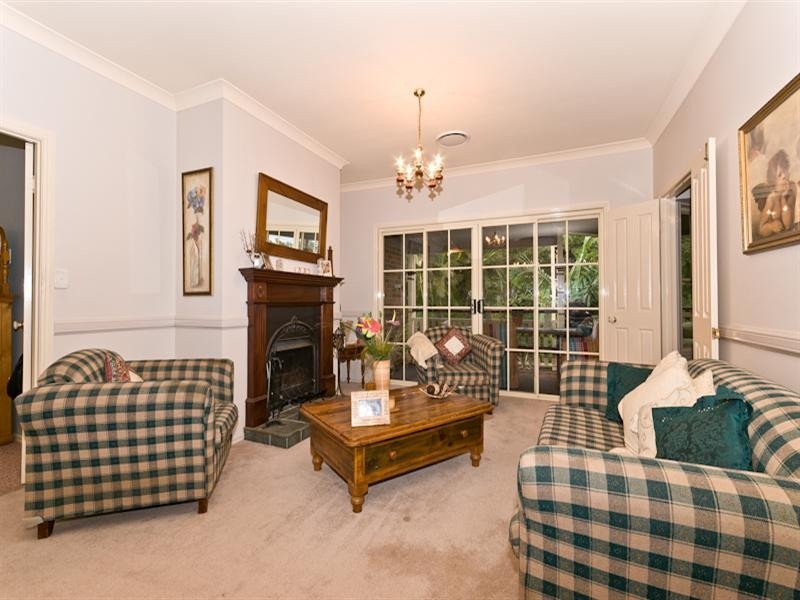 48 Honeywood Court, Samford QLD 4520