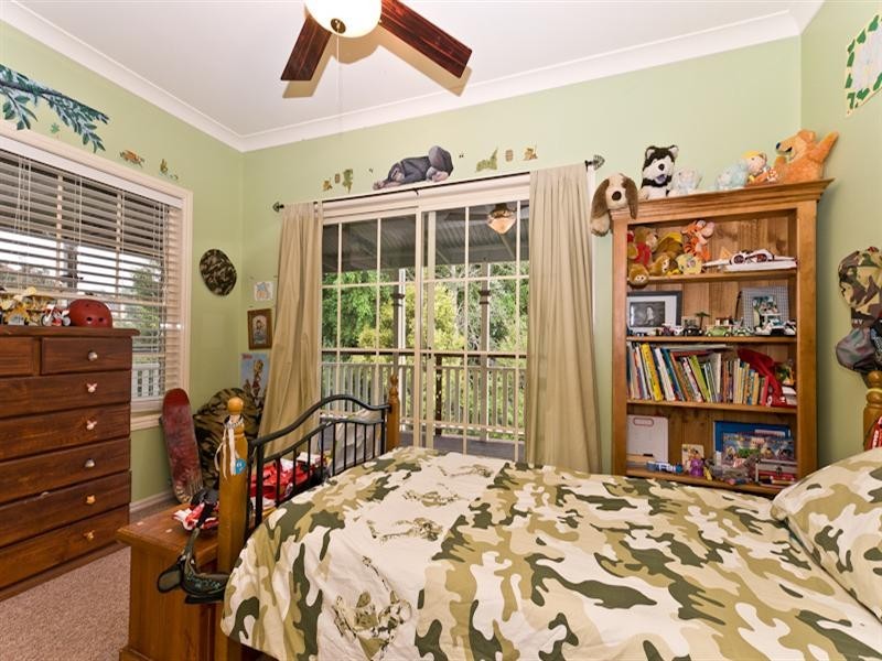 48 Honeywood Court, Samford QLD 4520