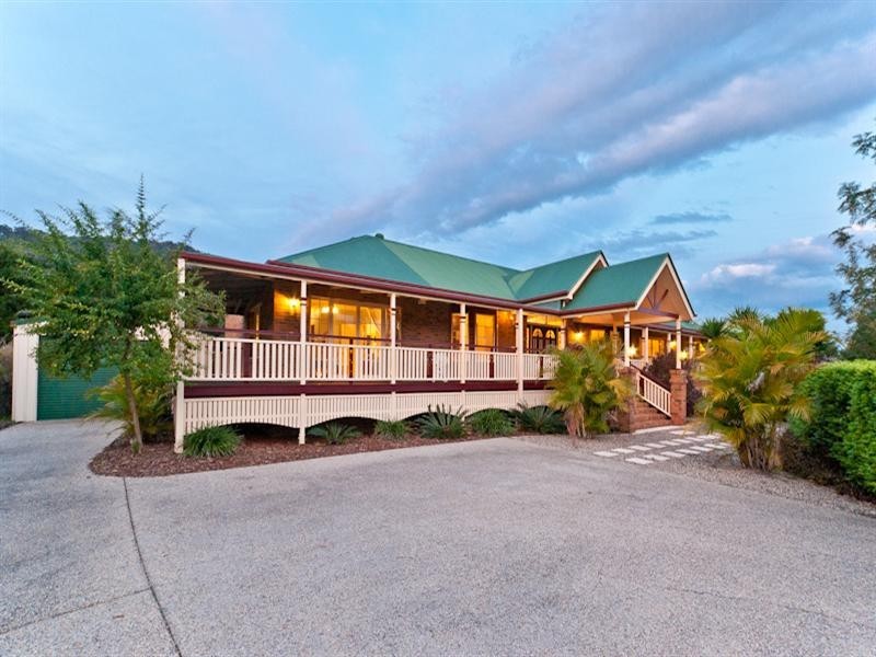 48 Honeywood Court, Samford QLD 4520