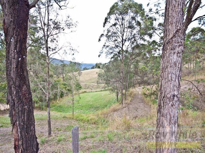 486 Cedar Creek Road, Samford QLD 4520
