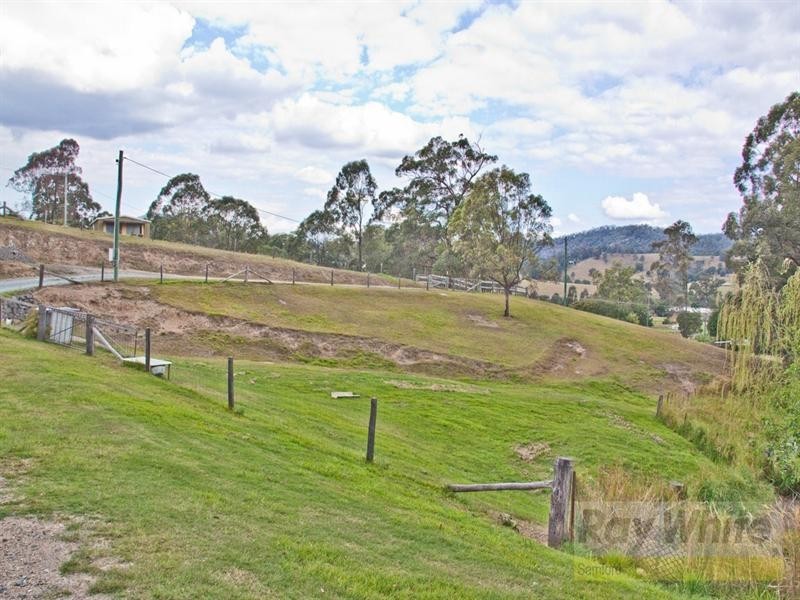 486 Cedar Creek Road, Samford QLD 4520