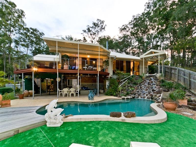 22 Pinedale Road, Cashmere QLD 4500