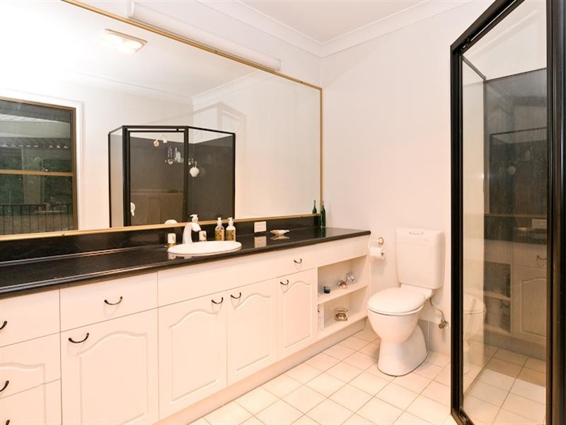 22 Pinedale Road, Cashmere QLD 4500