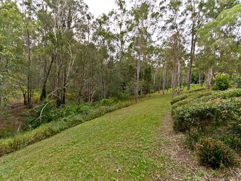 22 Pinedale Road, Cashmere QLD 4500