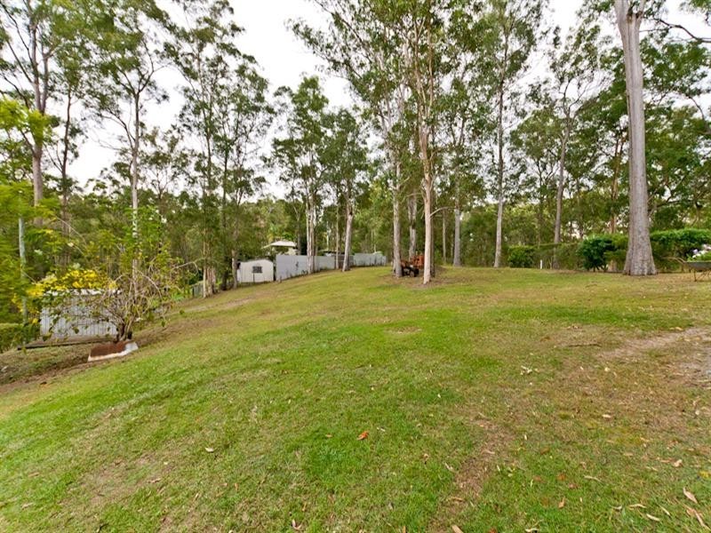 22 Pinedale Road, Cashmere QLD 4500