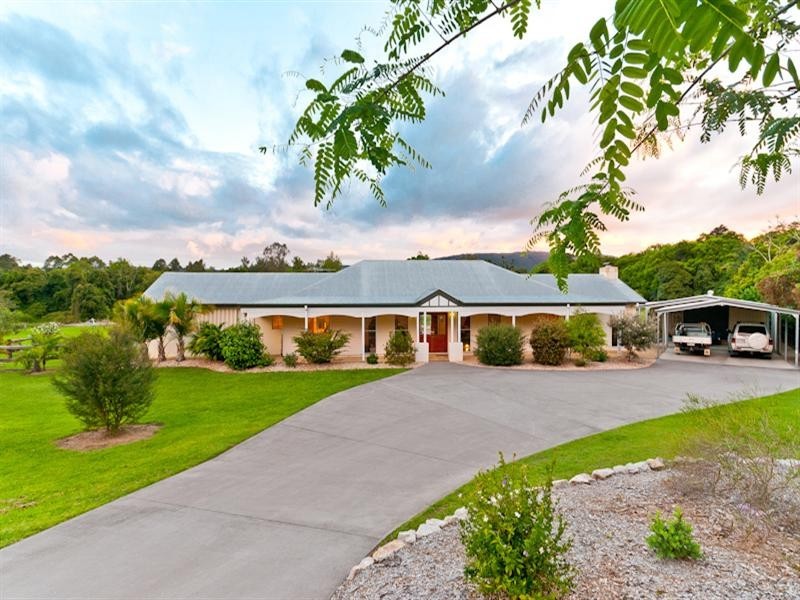 32 Castlewood Court, Samford QLD 4520