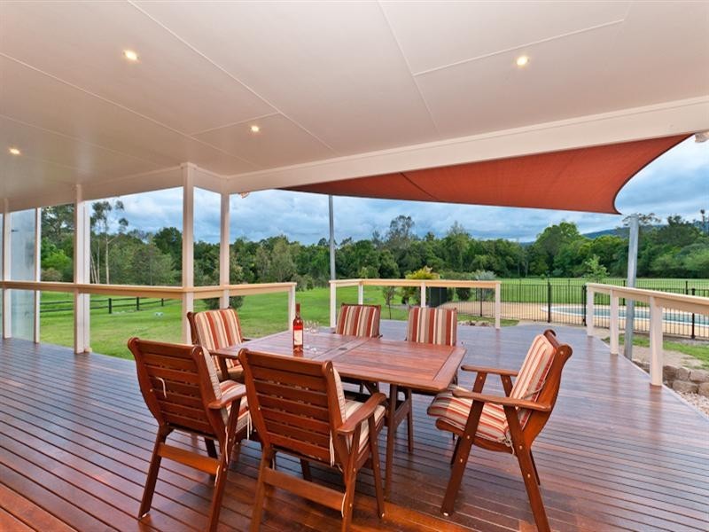 32 Castlewood Court, Samford QLD 4520
