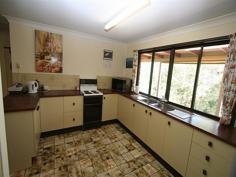 Clear Mountain QLD 4500